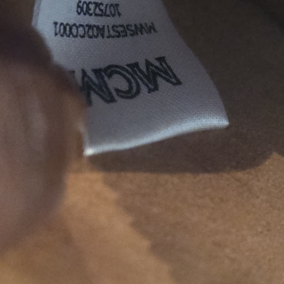 MCM Small Aren Shoulder Bag - Picture 8 of 13